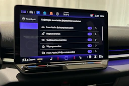 keltainen Volkswagen T-Roc 2026 kuva 24.