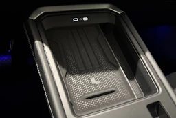 keltainen Volkswagen T-Roc 2026 kuva 29.