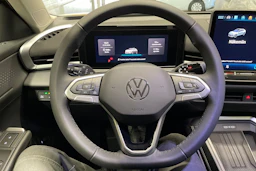 keltainen Volkswagen T-Roc 2026 kuva 12.