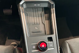 keltainen Volkswagen T-Roc 2026 kuva 20.