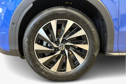 sininen Volkswagen T-Roc 2026 kuva 9.