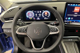 sininen Volkswagen T-Roc 2026 kuva 15.