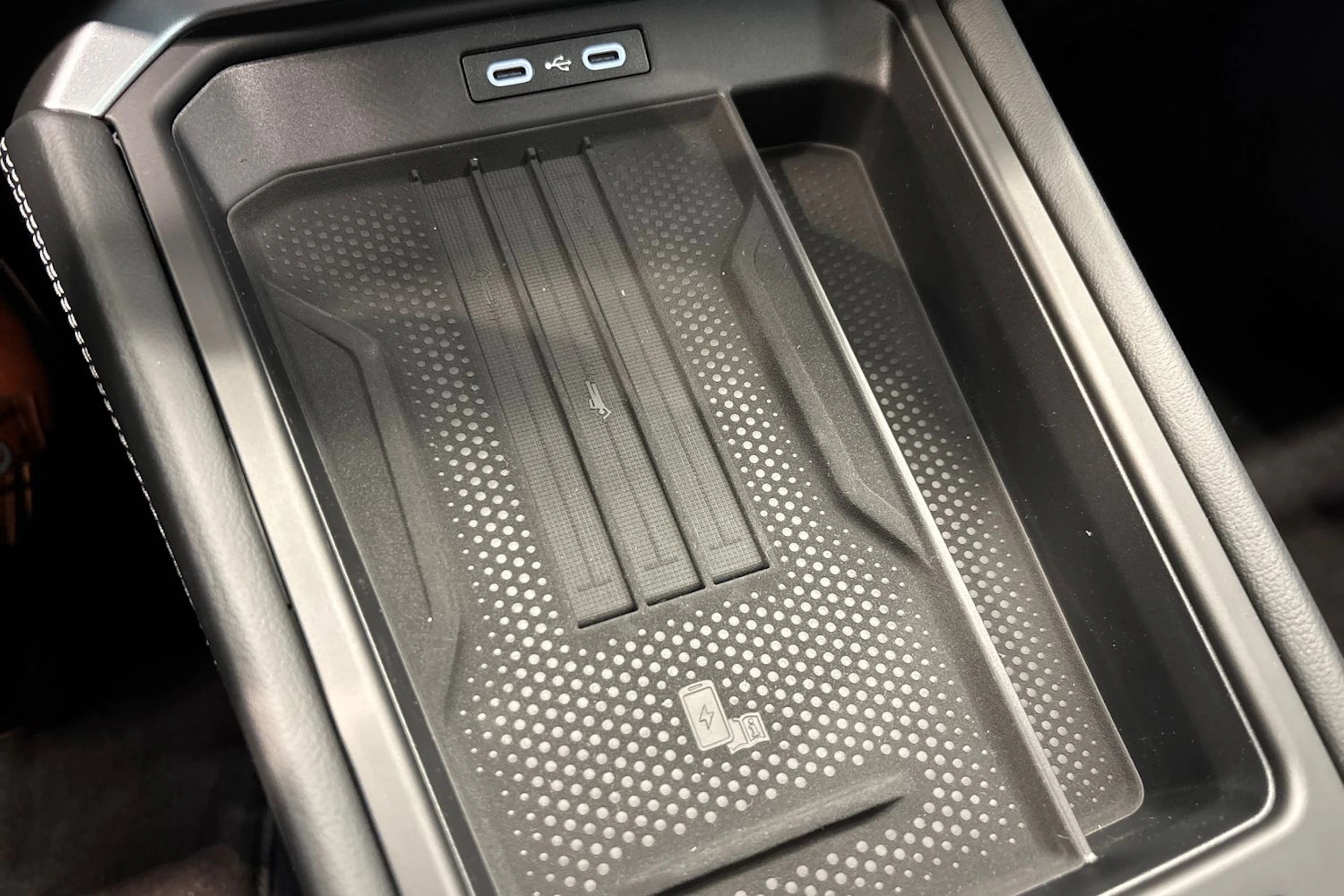 punainen Volkswagen T-Roc 2026 kuva 21.