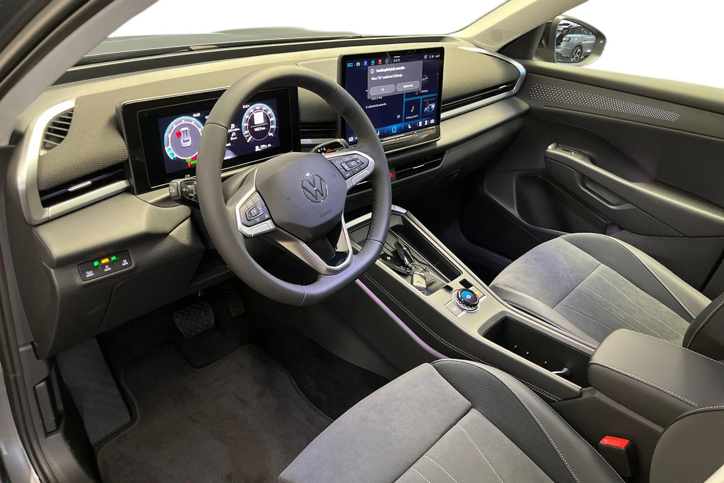 met. harmaa Volkswagen T-Roc 2026 kuva 6.