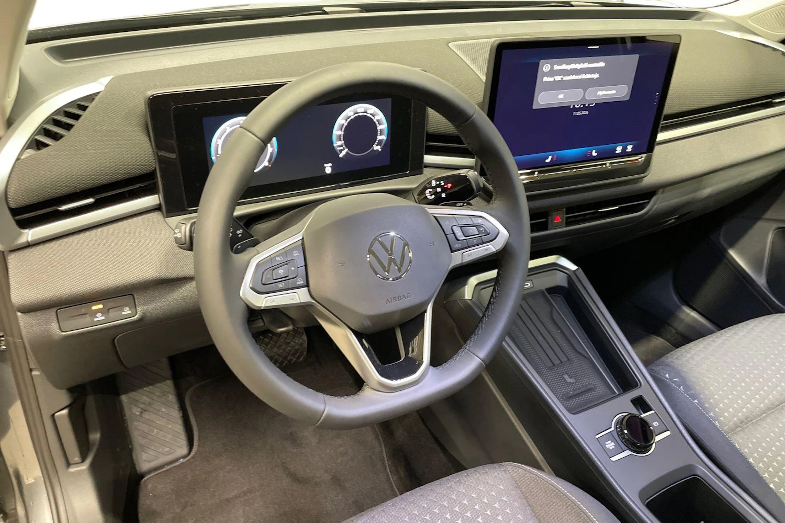 harmaa Volkswagen T-Roc 2026 kuva 6.