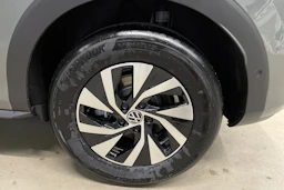 harmaa Volkswagen T-Roc 2026 kuva 10.