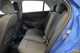 sininen Volkswagen T-Roc 2026 kuva 8.