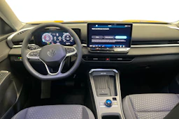 keltainen Volkswagen T-Roc 2026 kuva 7.