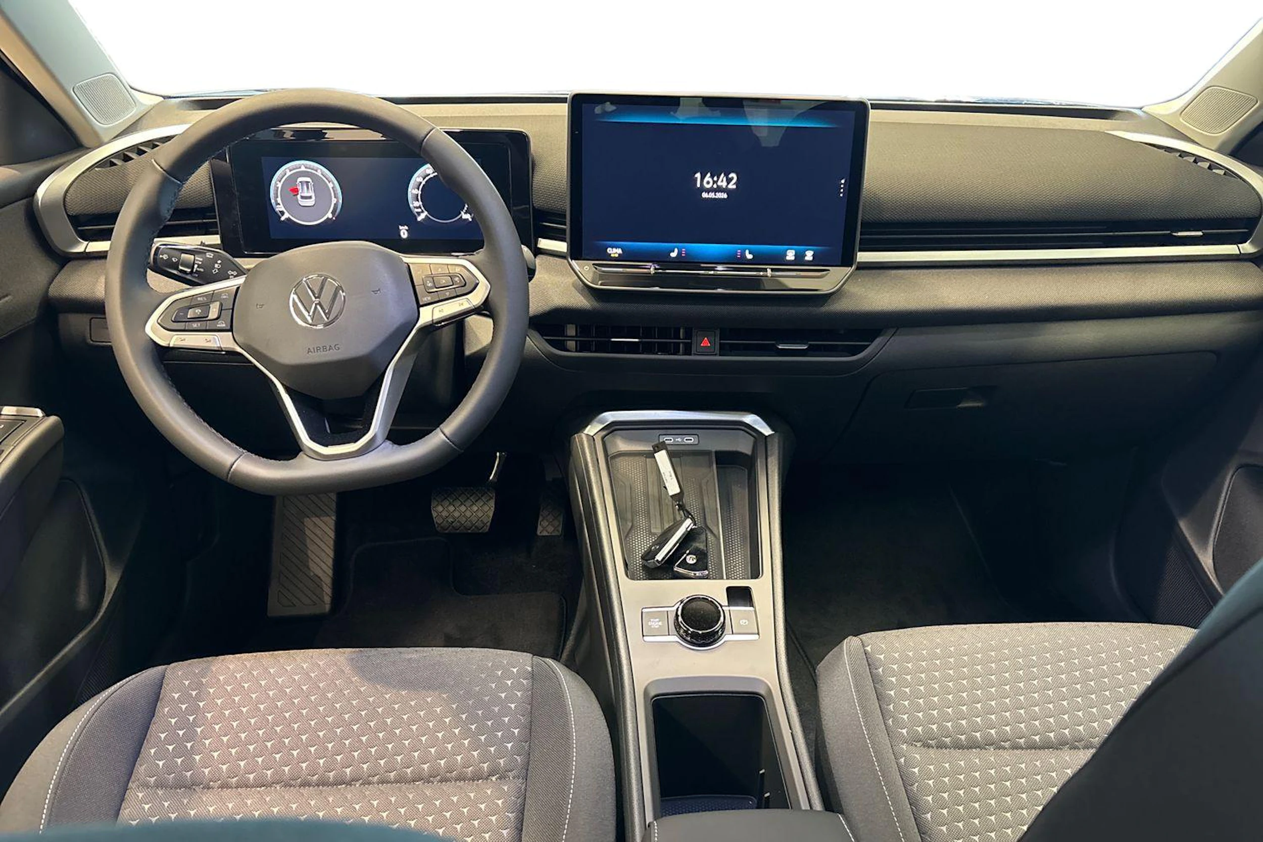 harmaa Volkswagen T-Roc 2026 kuva 7.