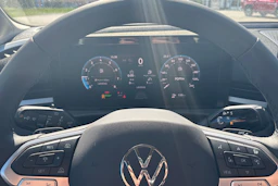 sininen Volkswagen T-Roc 2026 kuva 14.