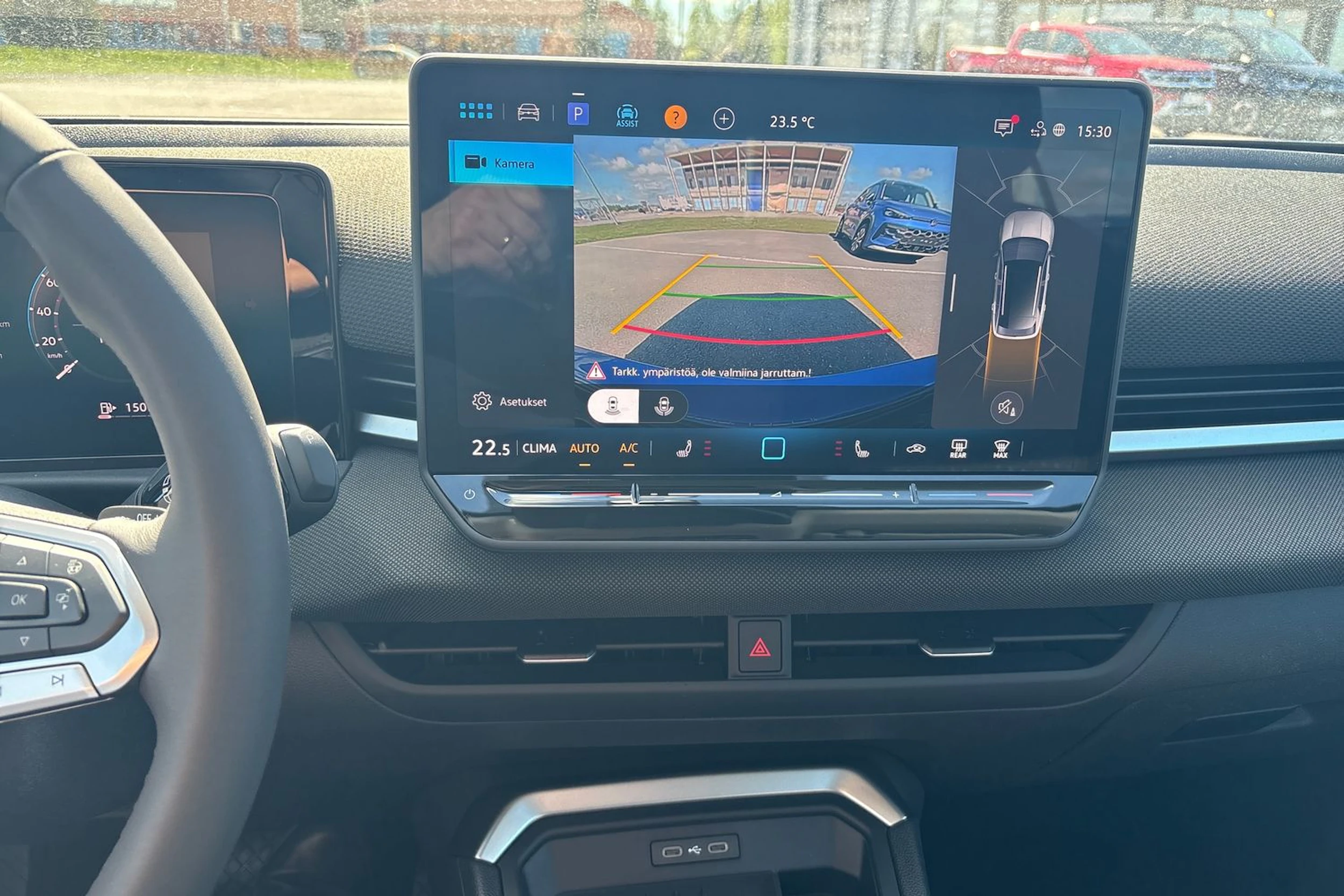 sininen Volkswagen T-Roc 2026 kuva 15.