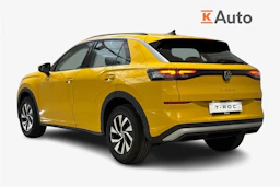 keltainen Volkswagen T-Roc 2026 kuva 2.