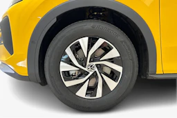 keltainen Volkswagen T-Roc 2026 kuva 9.