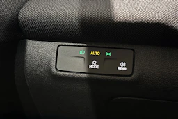 keltainen Volkswagen T-Roc 2026 kuva 16.