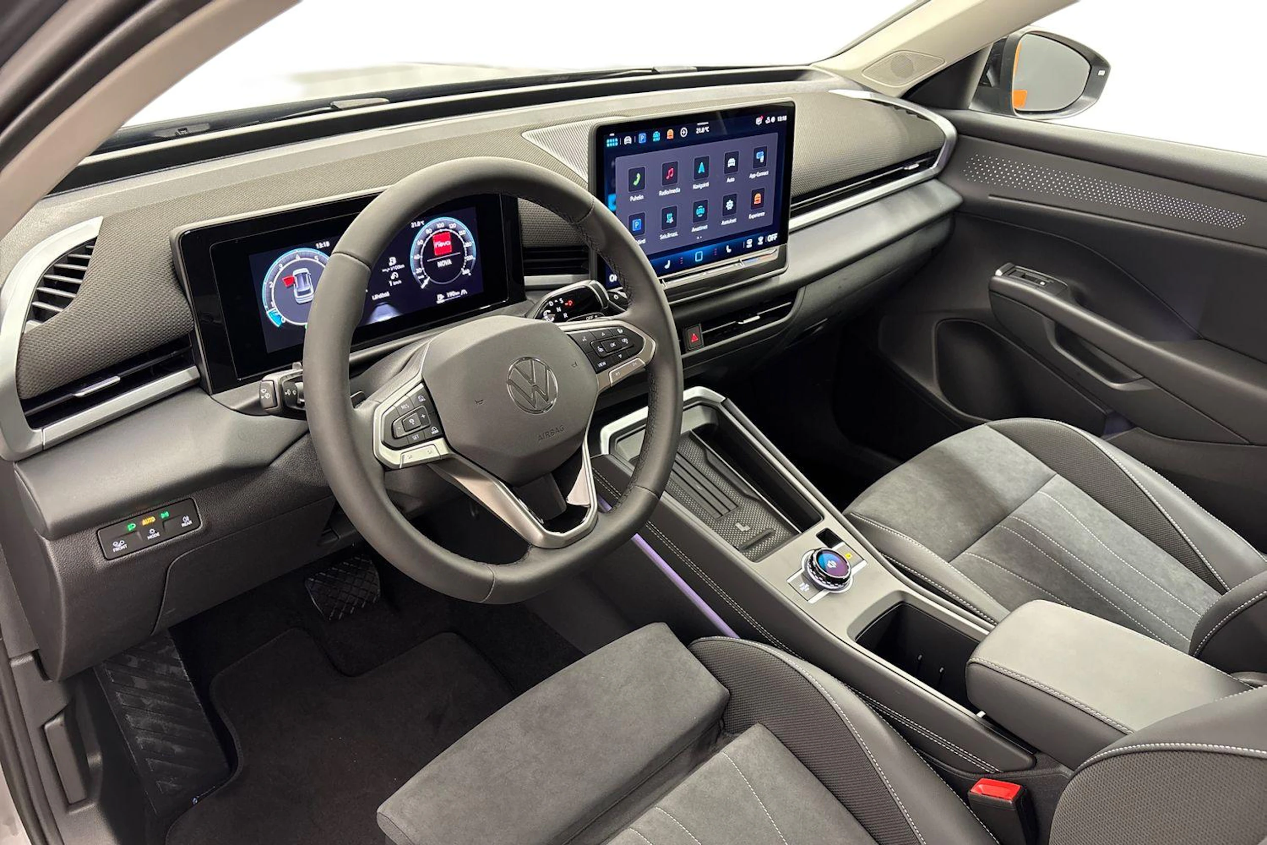 met. harmaa Volkswagen T-Roc 2026 kuva 6.