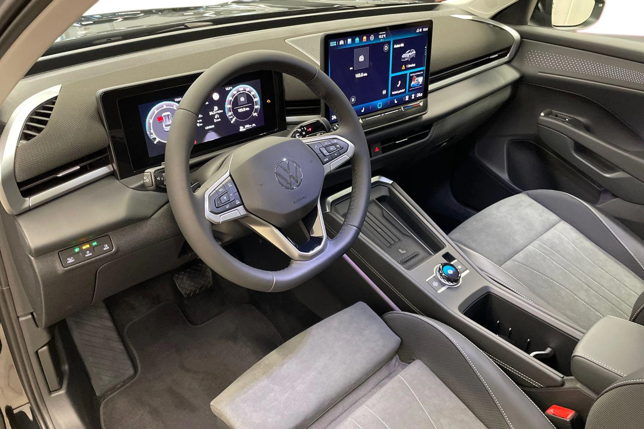 musta Volkswagen T-Roc 2026 kuva 6.