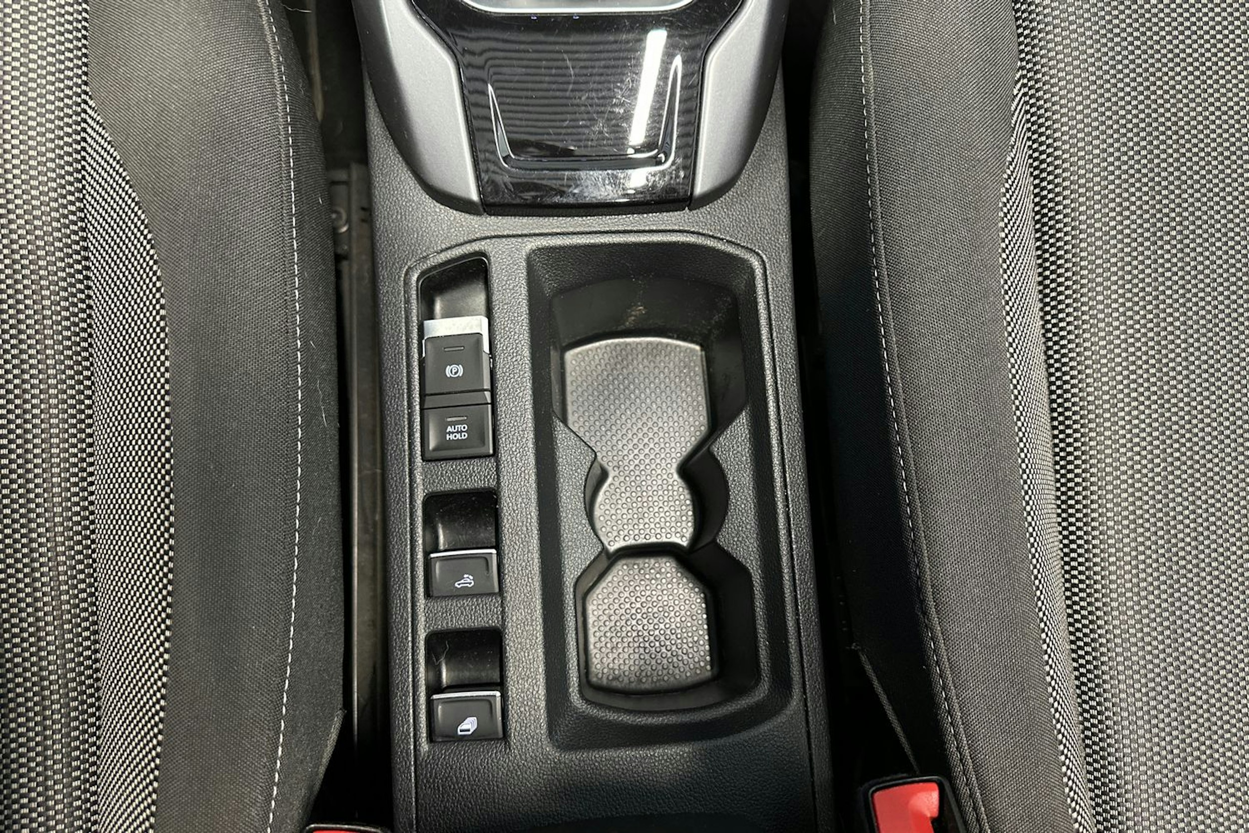 valkoinen Volkswagen T-Roc Cabriolet 2020 kuva 25.