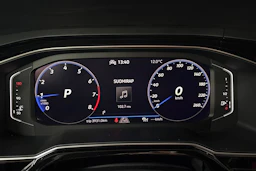 harmaa Volkswagen Taigo 2022 kuva 11.