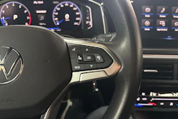 harmaa Volkswagen Taigo 2022 kuva 13.