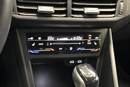 valkoinen Volkswagen Taigo 2022 kuva 22.