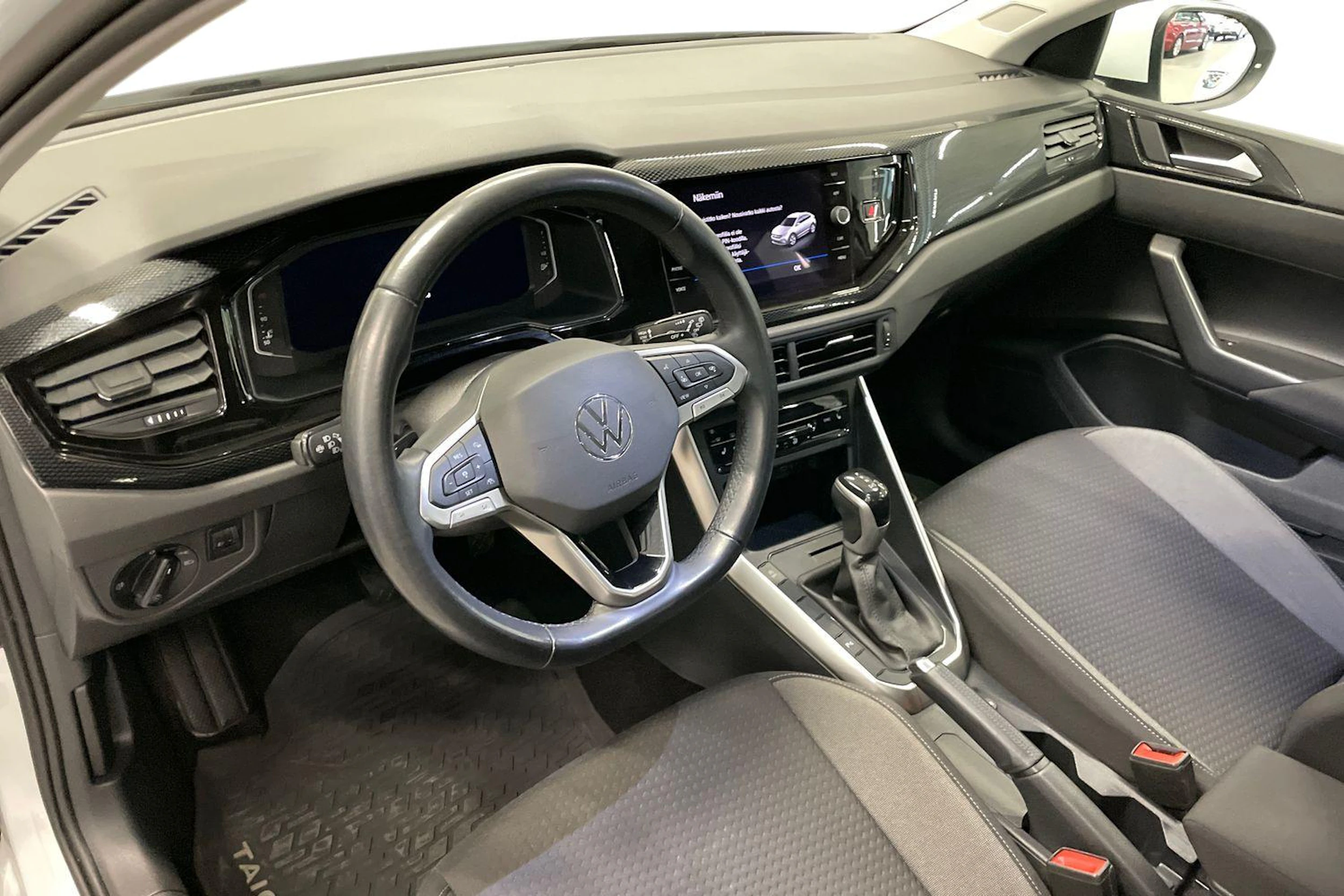 valkoinen Volkswagen Taigo 2022 kuva 8.