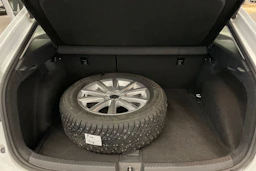 valkoinen Volkswagen Taigo 2022 kuva 16.