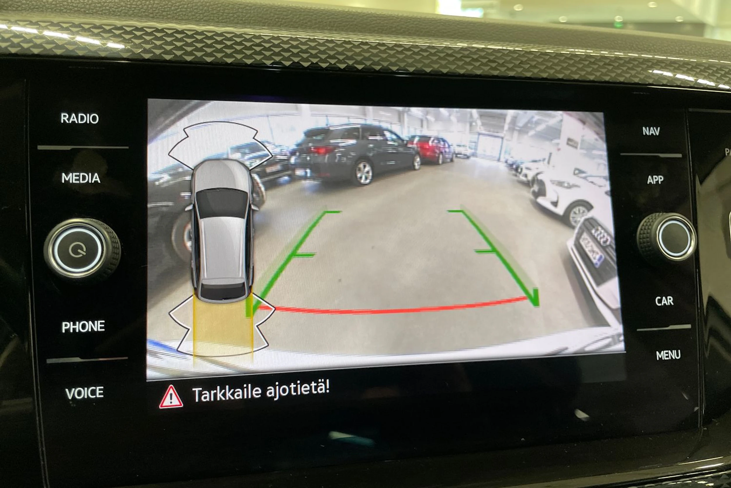 valkoinen Volkswagen Taigo 2022 kuva 21.