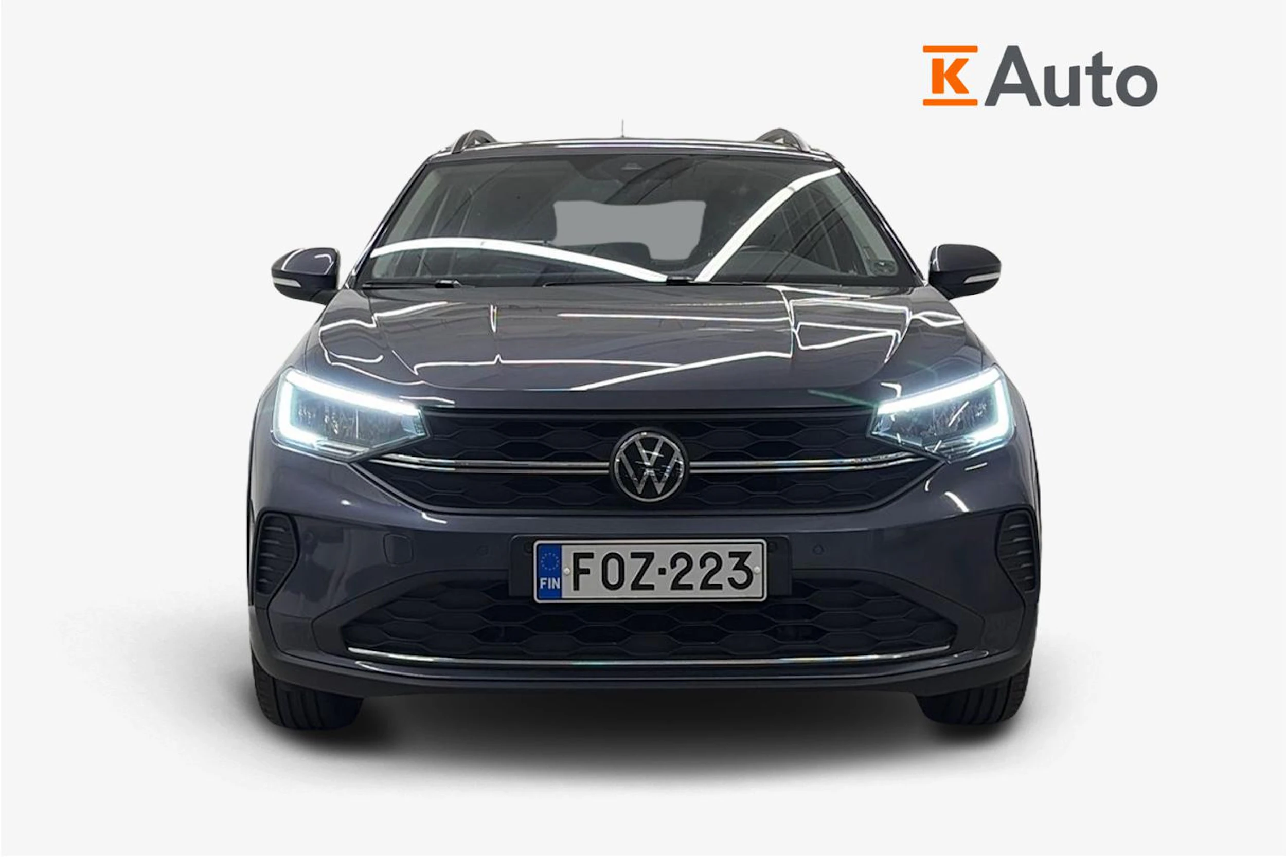 harmaa Volkswagen Taigo 2022 kuva 4.
