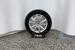 harmaa Volkswagen Taigo 2022 kuva 10.