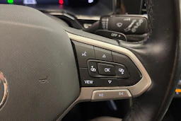 harmaa Volkswagen Taigo 2022 kuva 15.