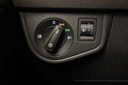 harmaa Volkswagen Taigo 2022 kuva 20.