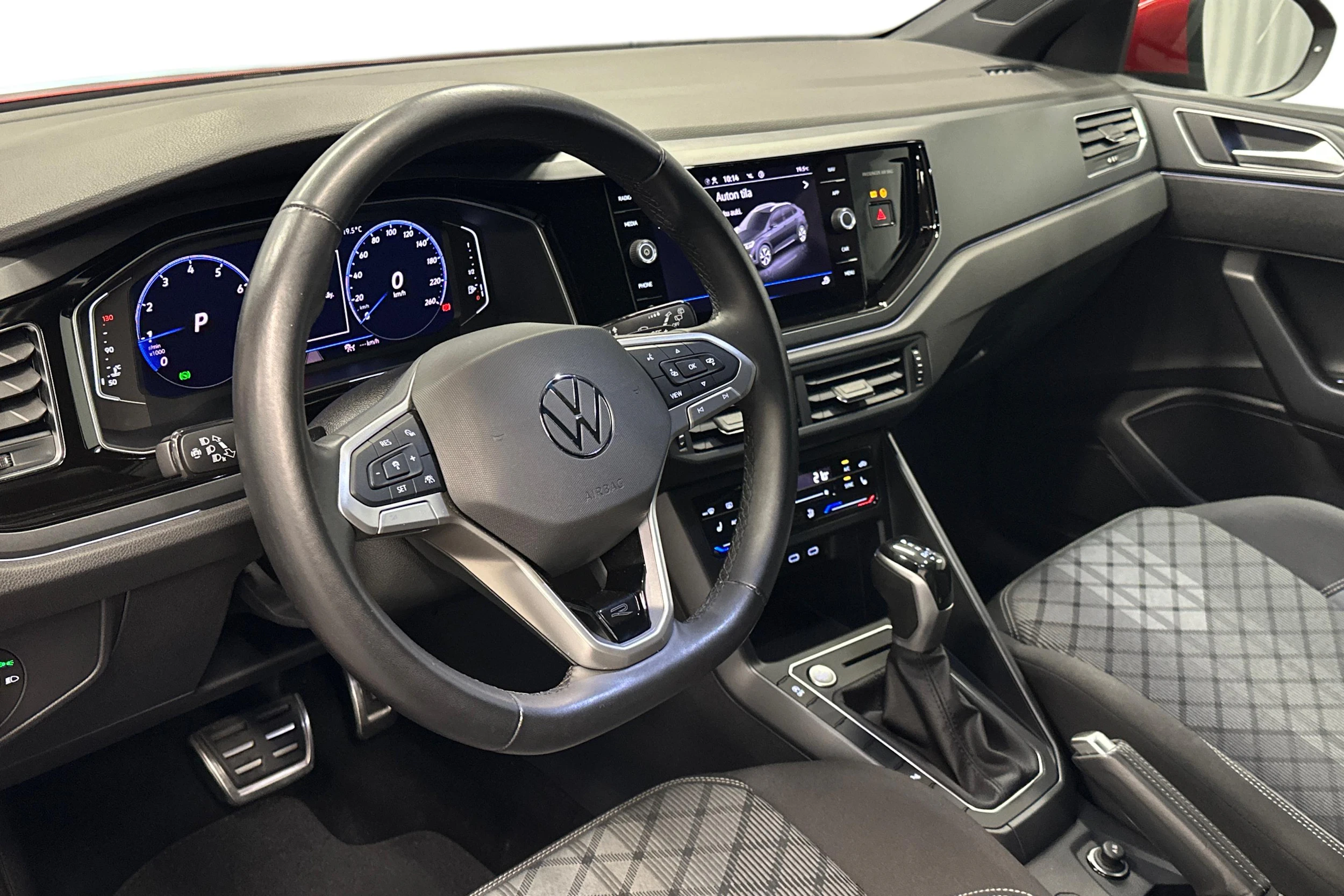 punainen Volkswagen Taigo 2022 kuva 6.