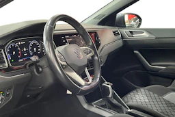 Harmaa Volkswagen Taigo 2022 kuva 8.