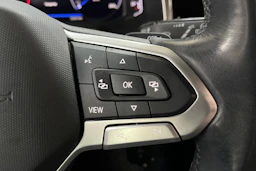 Harmaa Volkswagen Taigo 2022 kuva 19.