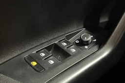 Harmaa Volkswagen Taigo 2022 kuva 27.