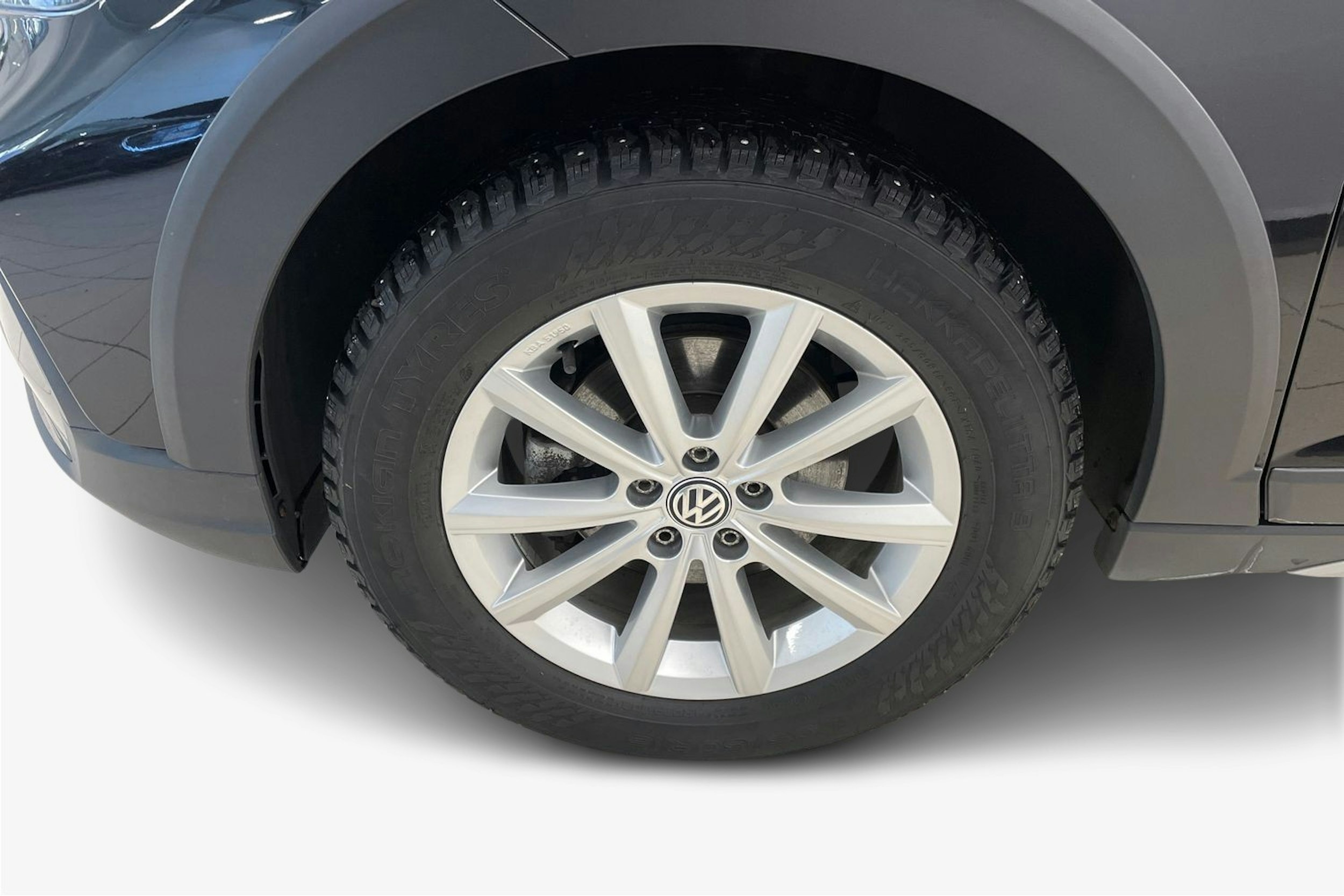 Musta Volkswagen Taigo 2022 kuva 11.