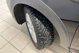 Musta Volkswagen Taigo 2022 kuva 13.