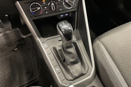 Musta Volkswagen Taigo 2022 kuva 18.