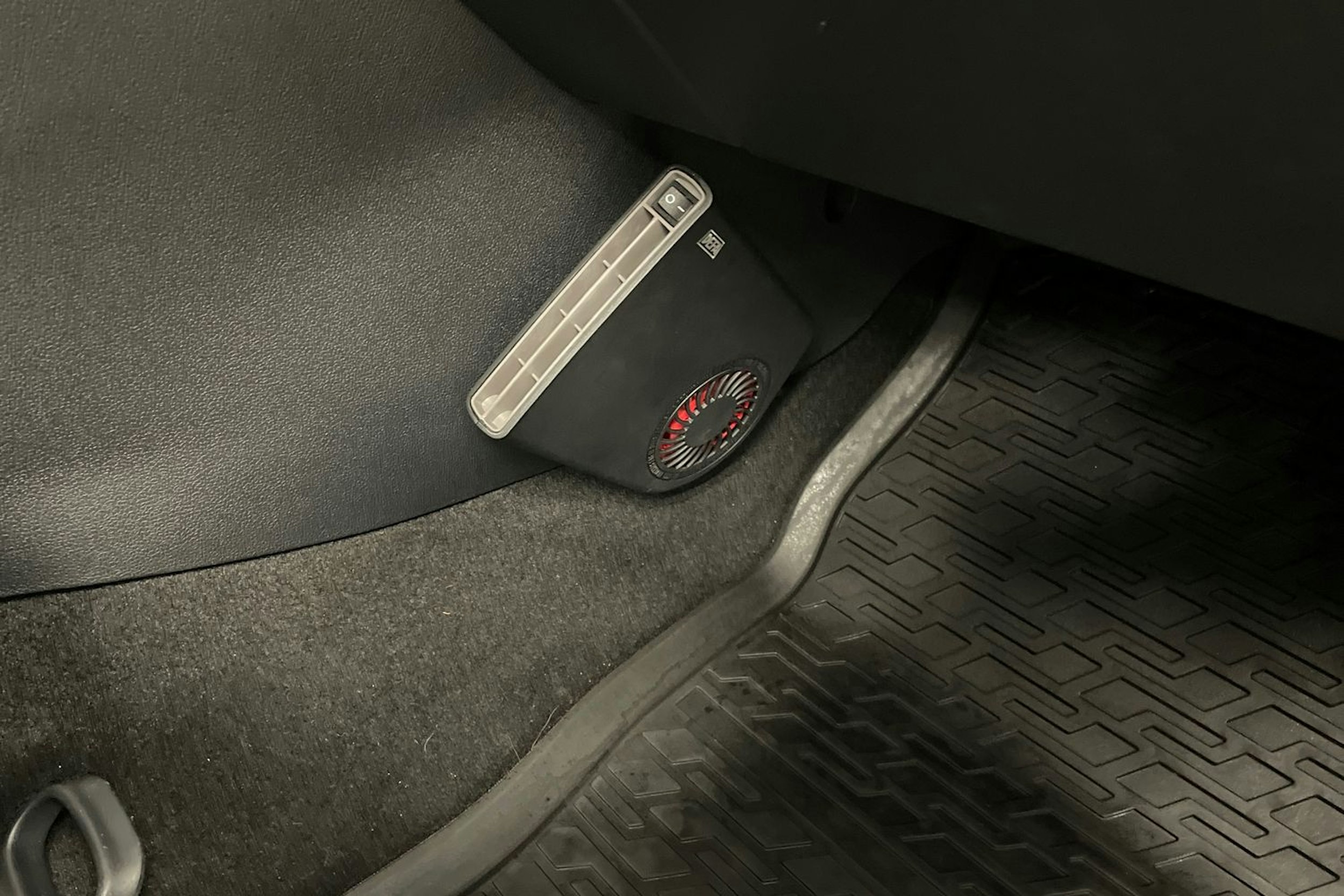 Musta Volkswagen Taigo 2022 kuva 23.