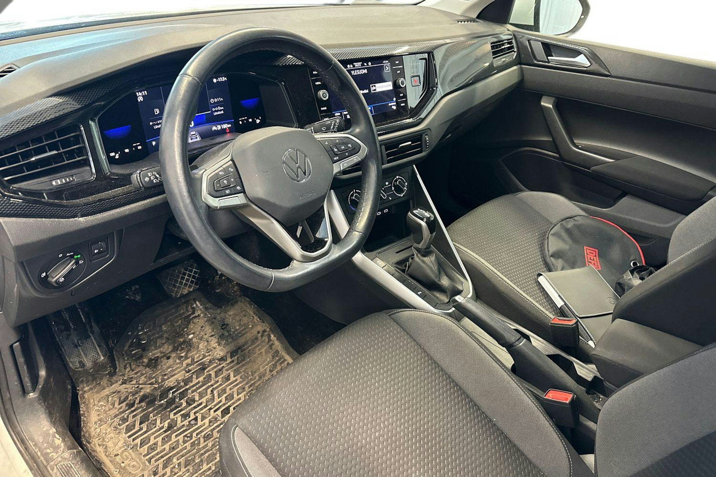 valkoinen Volkswagen Taigo 2022 kuva 3.