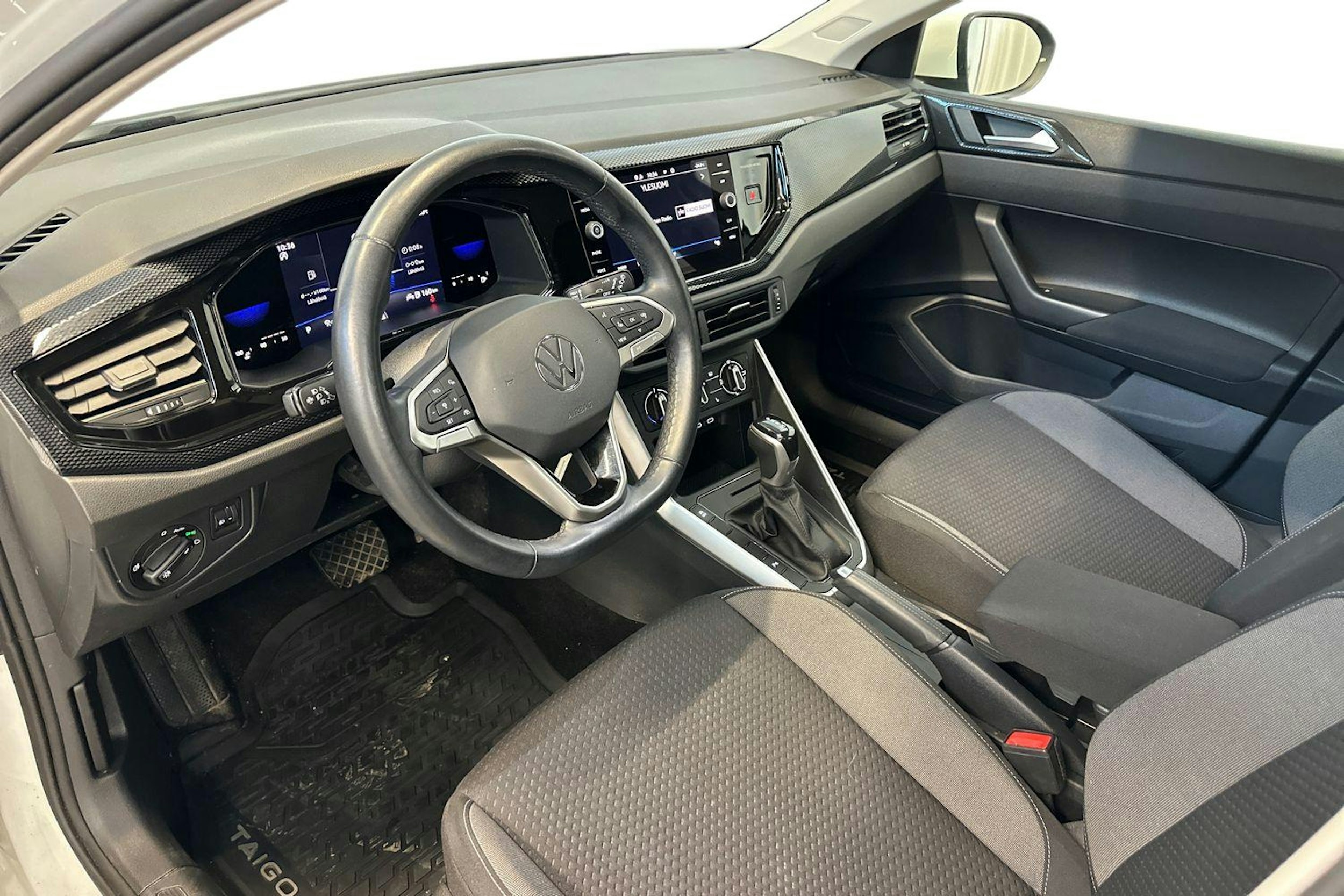 valkoinen Volkswagen Taigo 2022 kuva 6.