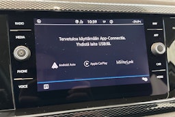 valkoinen Volkswagen Taigo 2022 kuva 17.