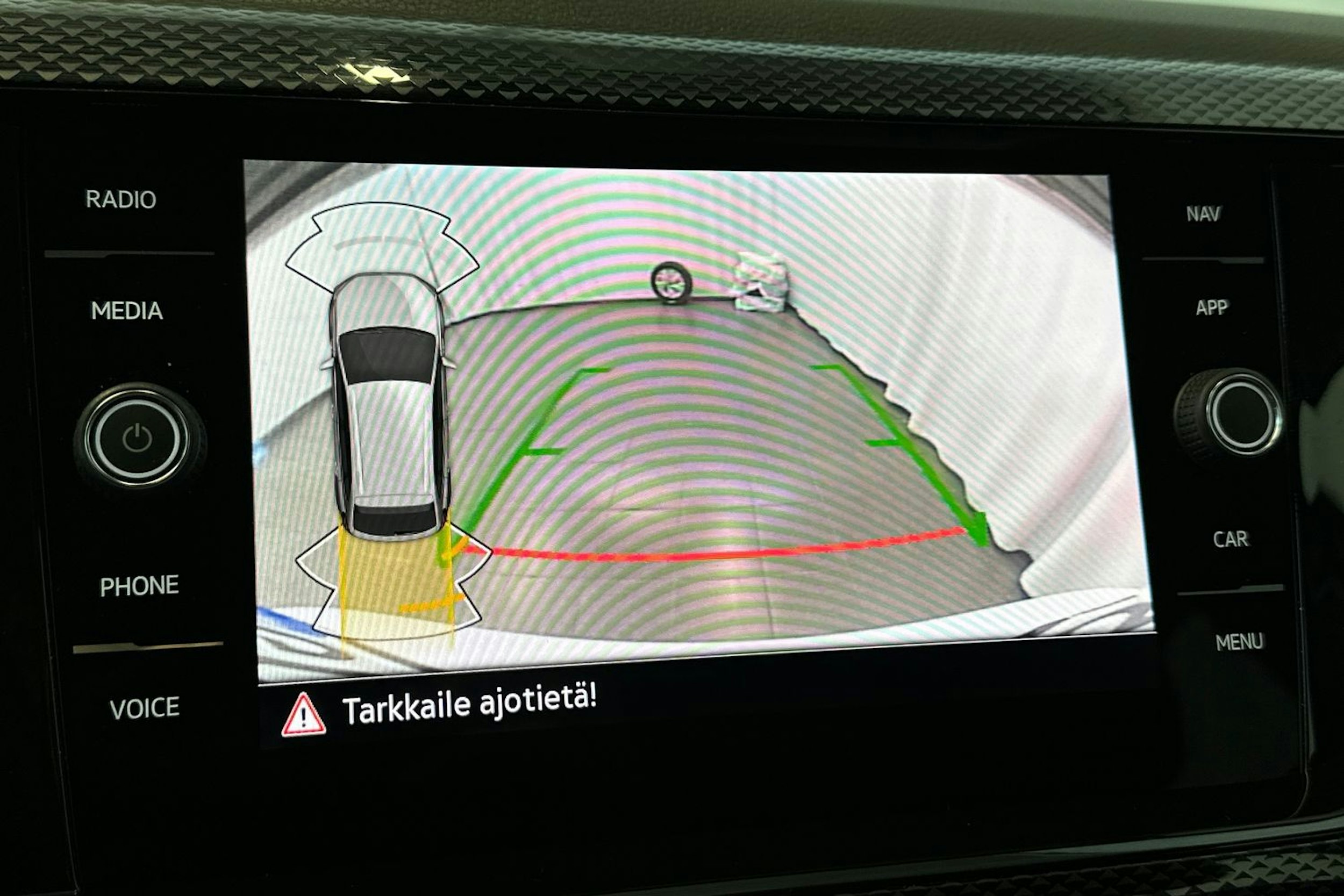 valkoinen Volkswagen Taigo 2022 kuva 22.