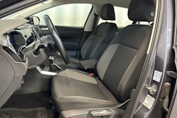 harmaa Volkswagen Taigo 2022 kuva 14.