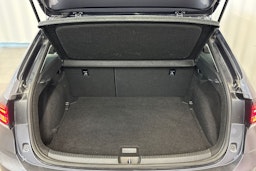 harmaa Volkswagen Taigo 2022 kuva 16.