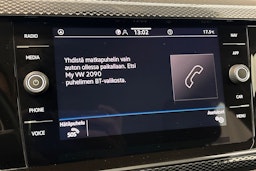 harmaa Volkswagen Taigo 2022 kuva 19.