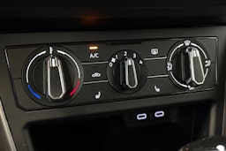 harmaa Volkswagen Taigo 2022 kuva 23.