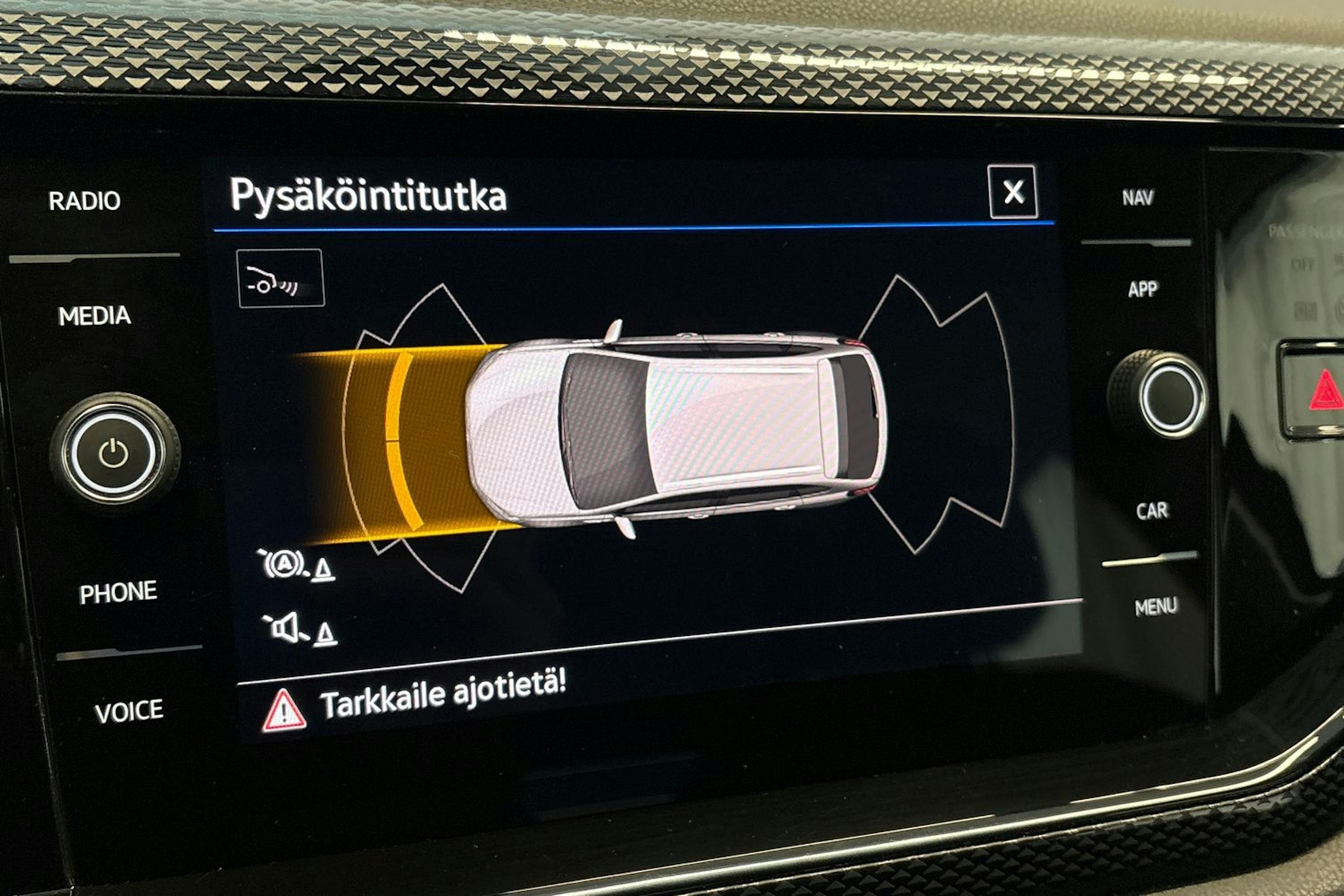 harmaa Volkswagen Taigo 2022 kuva 29.