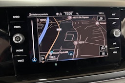 Punainen Volkswagen Taigo 2022 kuva 12.