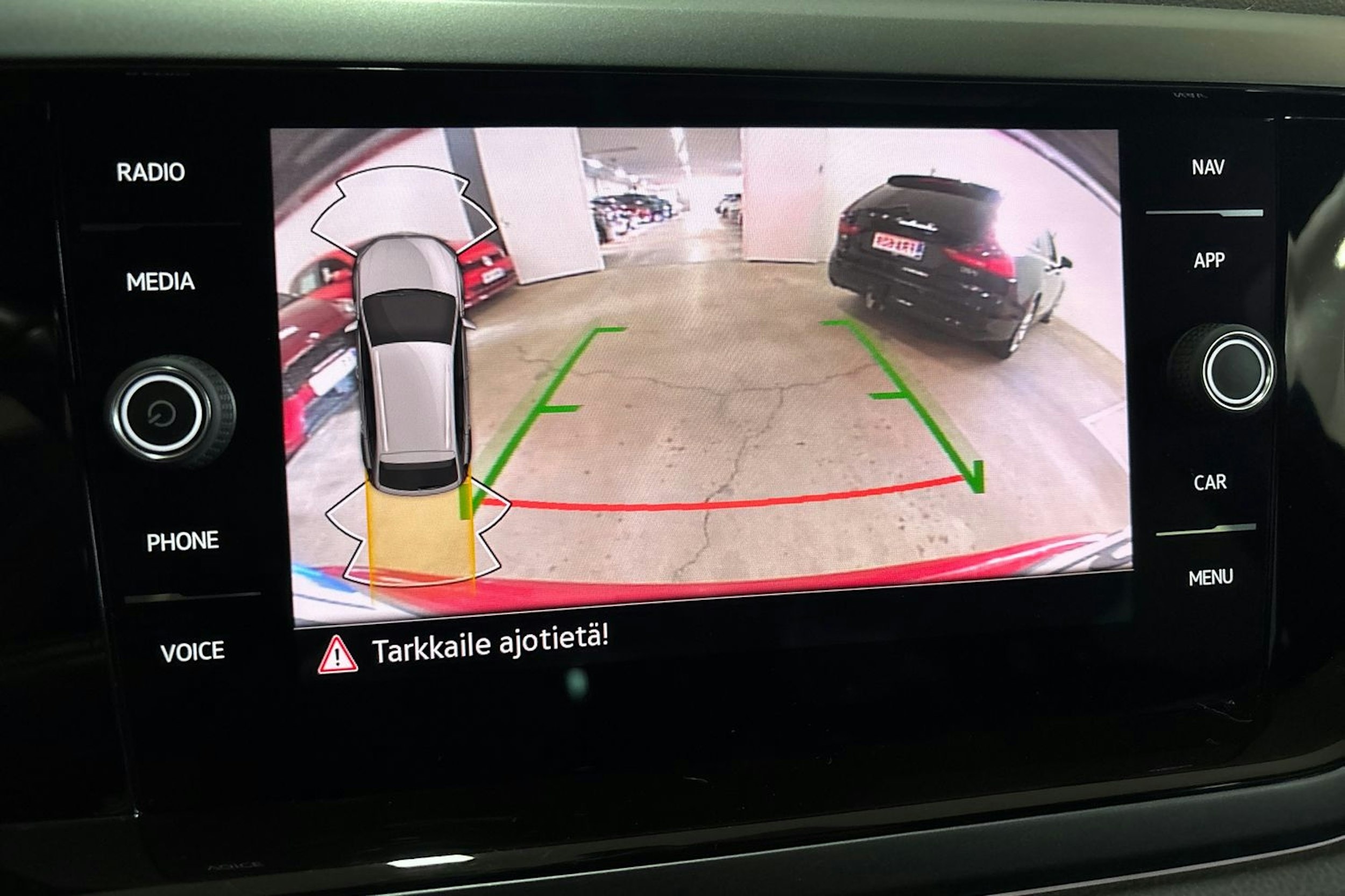 Punainen Volkswagen Taigo 2022 kuva 15.